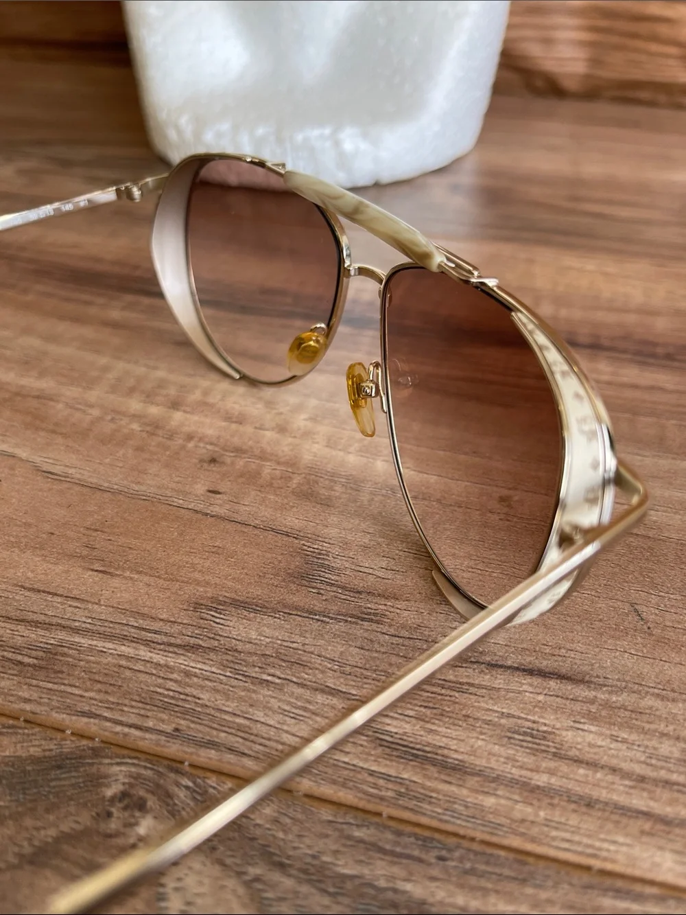 Pre-owned MCM 119S 745 Womens Gold Marble Frame / Pink Gradient Sunglasses